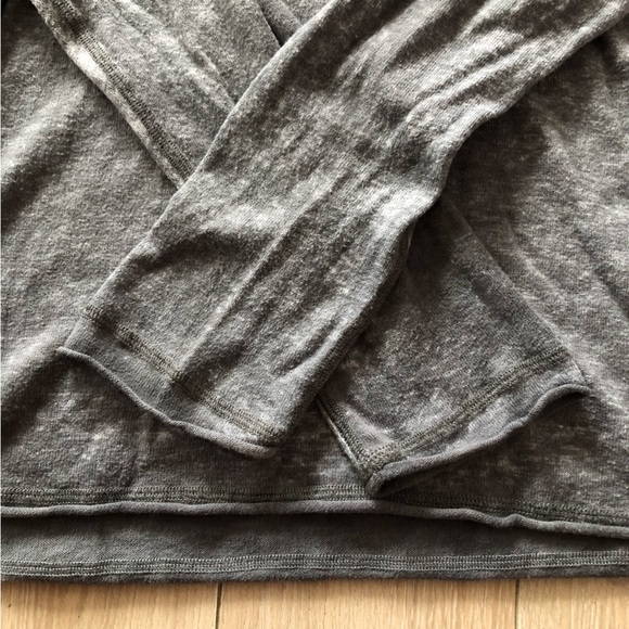 Armani Exchange Eagle Vintage Style Light Sweater in Grey Size S - Picture 6 of 9